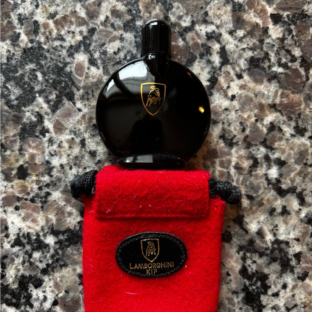 Lamborghini Black Bottle with Red Pouch - Picture 2 of 2